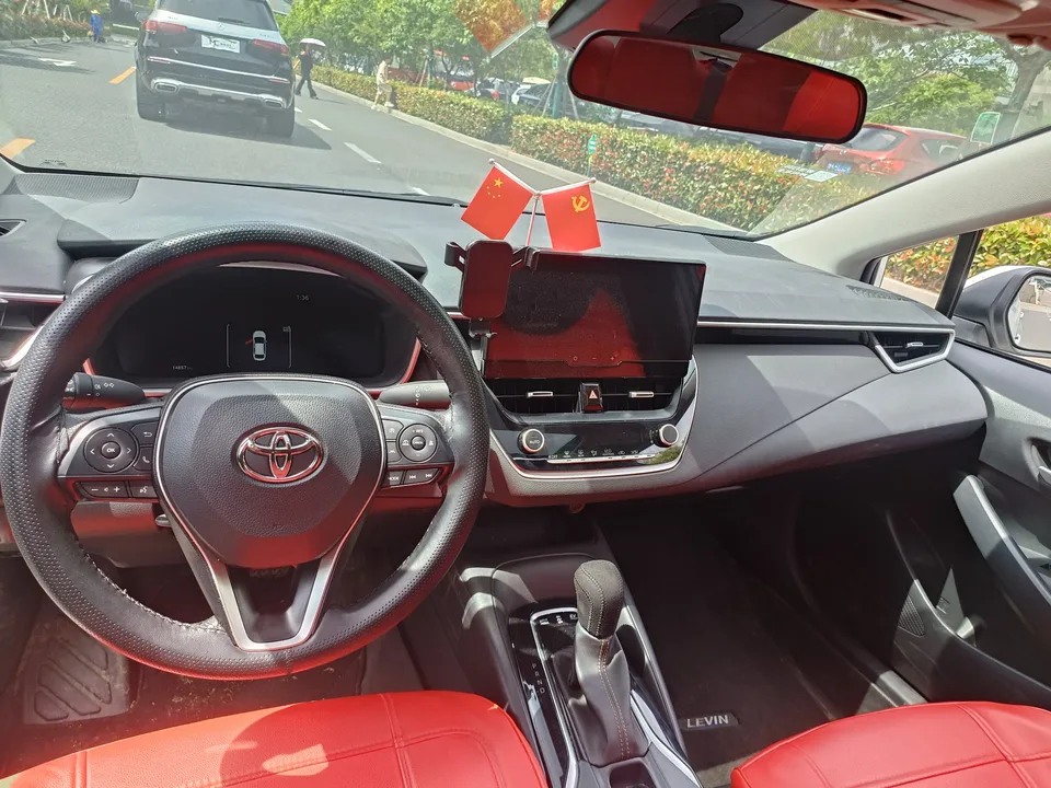 Toyota Levin Levin Hybrid 1.8L Knight Edition 2025 — миниатюра 5