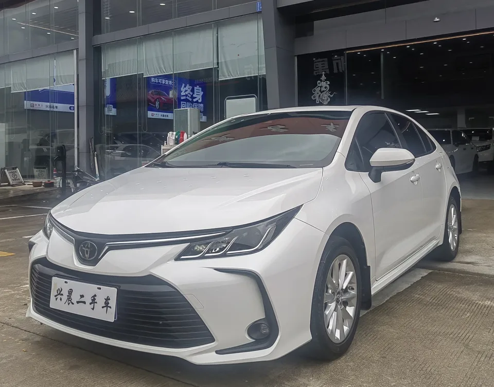 Toyota Corolla Corolla 2021 1.2T S-CVT Elite PLUS Edition 2022 — photo 1, buy with delivery to Moscow