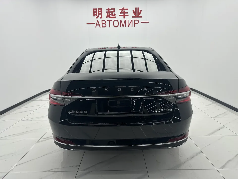 Skoda Superb Speedy 2023 TSI280 DSG Premium Edition 2022 — thumbnail 2