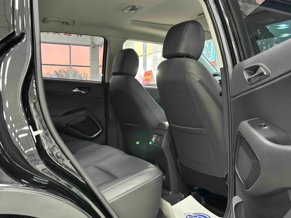 Hyundai ix35 Hyundai ix35 2021 2.0L Automatic 2WD Leading Edition GLS 2023 — миниатюра 3