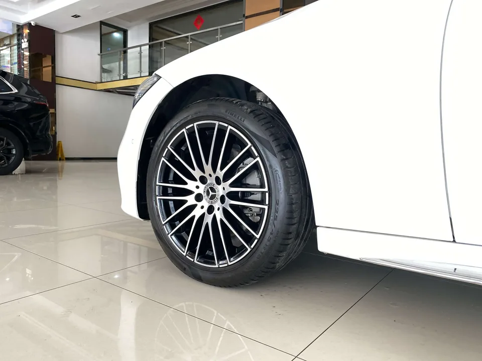 Mercedes-Benz Mercedes Benz C Class C 200 L Sport Edition 2023 — миниатюра 4