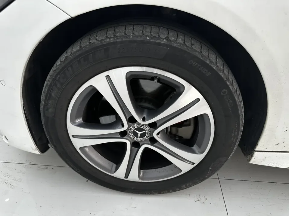 Mercedes-Benz Mercedes Benz C Class Mercedes-Benz C-Class 2022 C 200 L Sports Edition 2022 — миниатюра 2