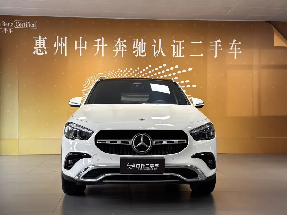 Mercedes-Benz GLA 2024