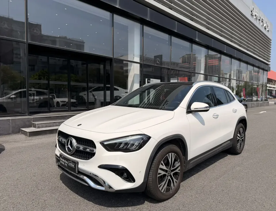 Mercedes-Benz GLA 2024