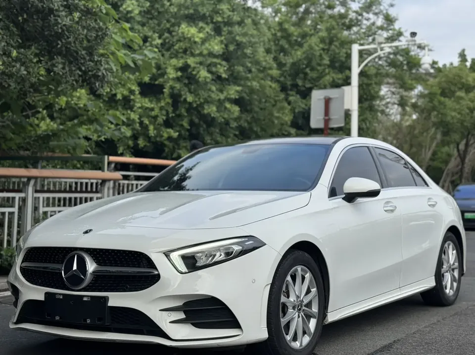 Mercedes-Benz Mercedes Benz A Class 2022