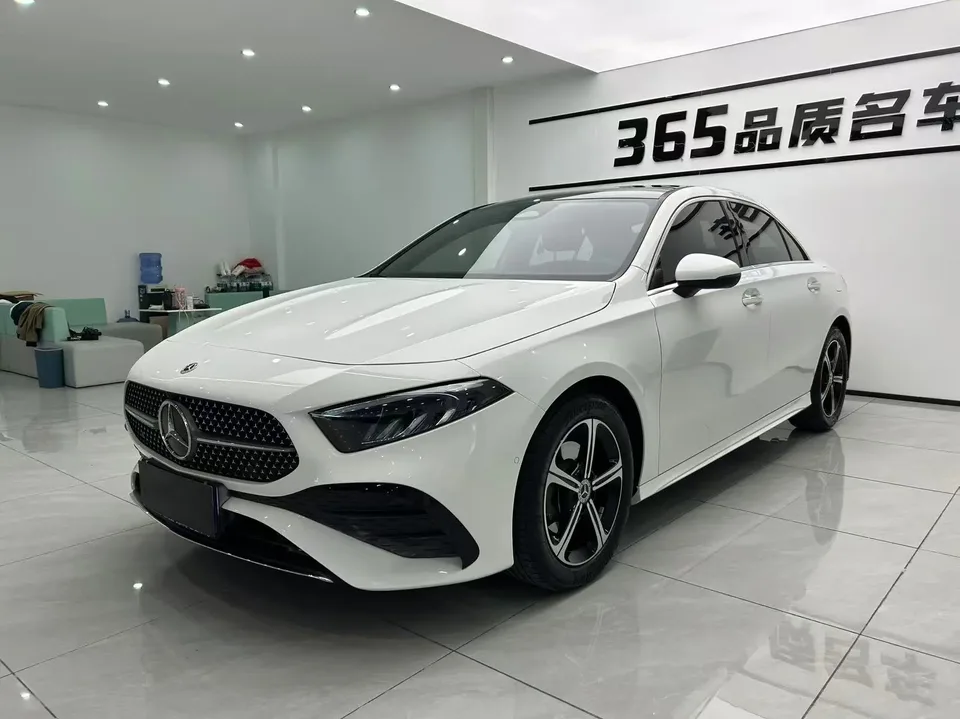 Mercedes-Benz Mercedes Benz A Class 2024