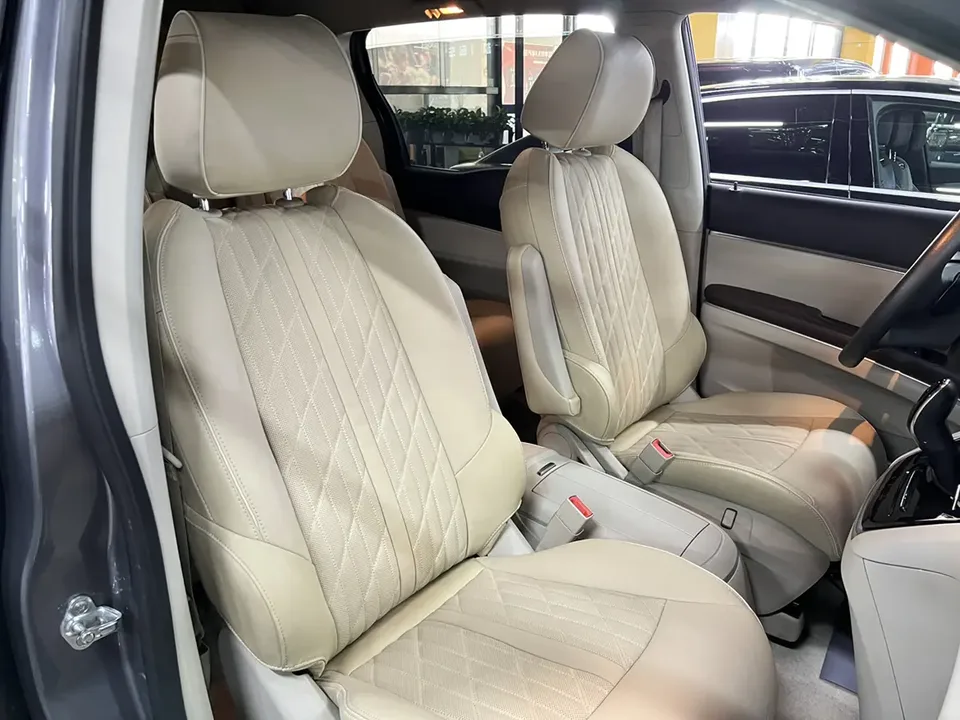 Buick GL8 Buick GL8 2023 Land Business Class 2.0T Comfort Edition 2022 — миниатюра 5