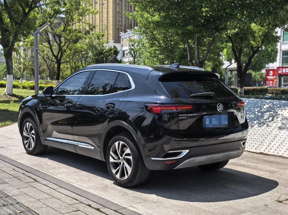 Buick Envision S facelift 652T two-wheel drive luxury model 2022 — миниатюра 4