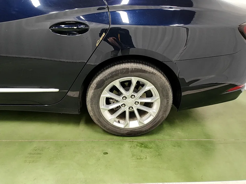 Buick LaCrosse LaCrosse 2022 552T Luxury 2022 — миниатюра 3