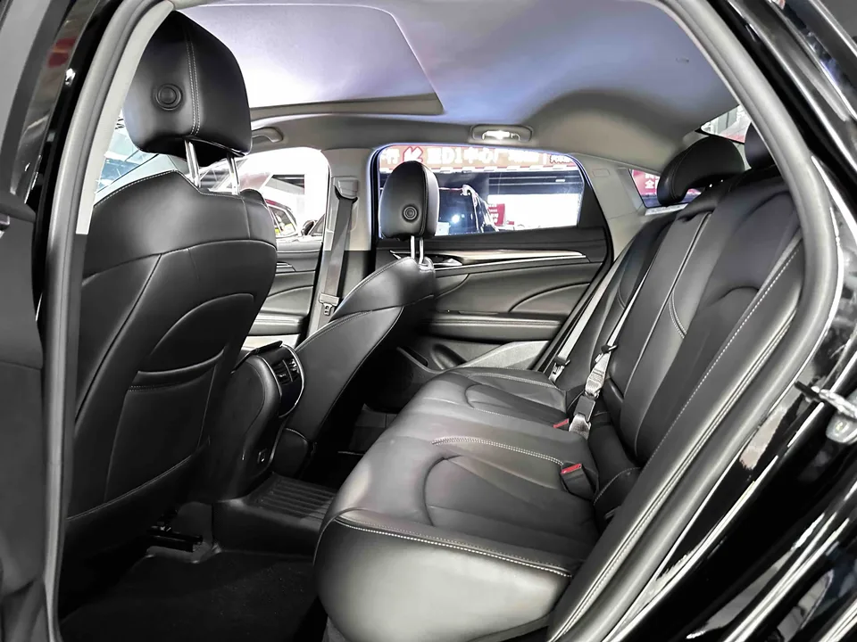 Buick LaCrosse LaCrosse 2022 552T Luxury 2022 — миниатюра 5