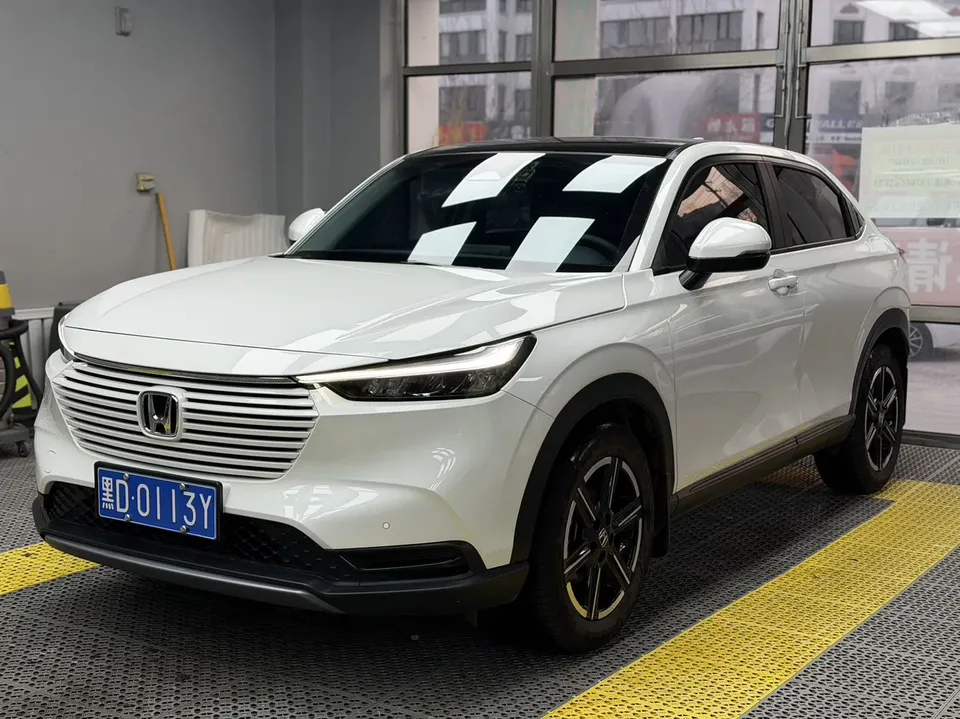 Honda VEZEL Binzhi 2023 Binzhi 2023 1.5L CVT Pioneer Edition 2022 — photo 1, buy with delivery to Moscow