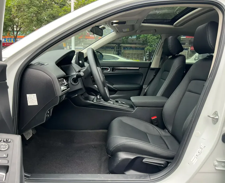 Honda Integra Stylish 2022 240TURBO CVT Technology Edition 2022 — миниатюра 3