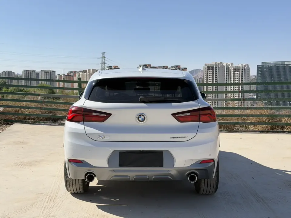 BMW X2 BMW X2 2023 sDrive25i M Off-Road Package 2023 — миниатюра 2