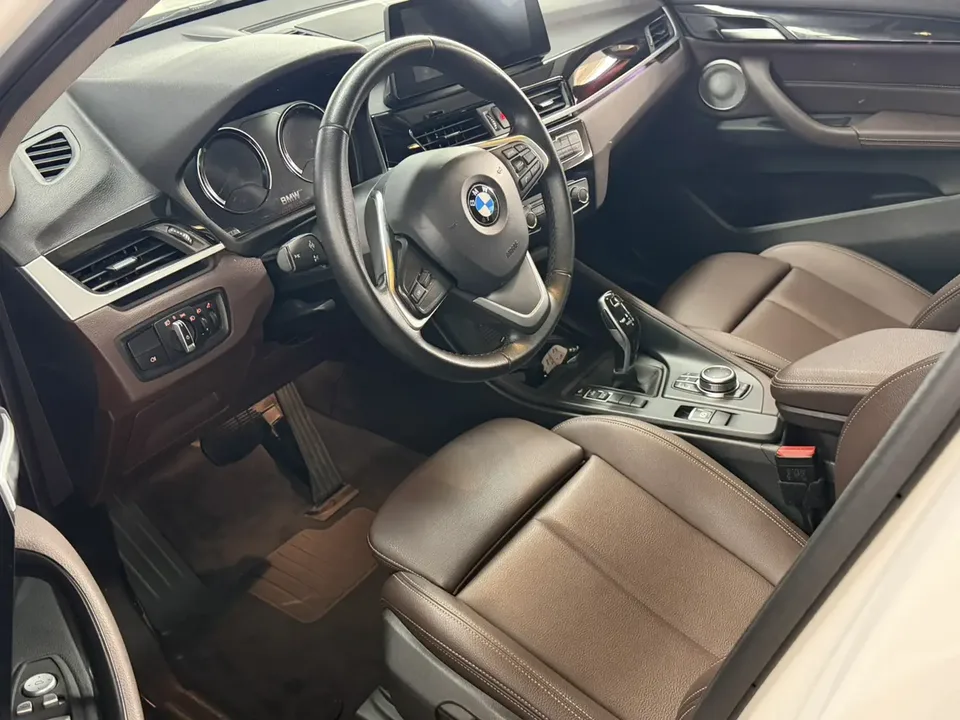 BMW X1 BMW X1 2022 sDrive20Li Exclusive Model 2022 — миниатюра 3