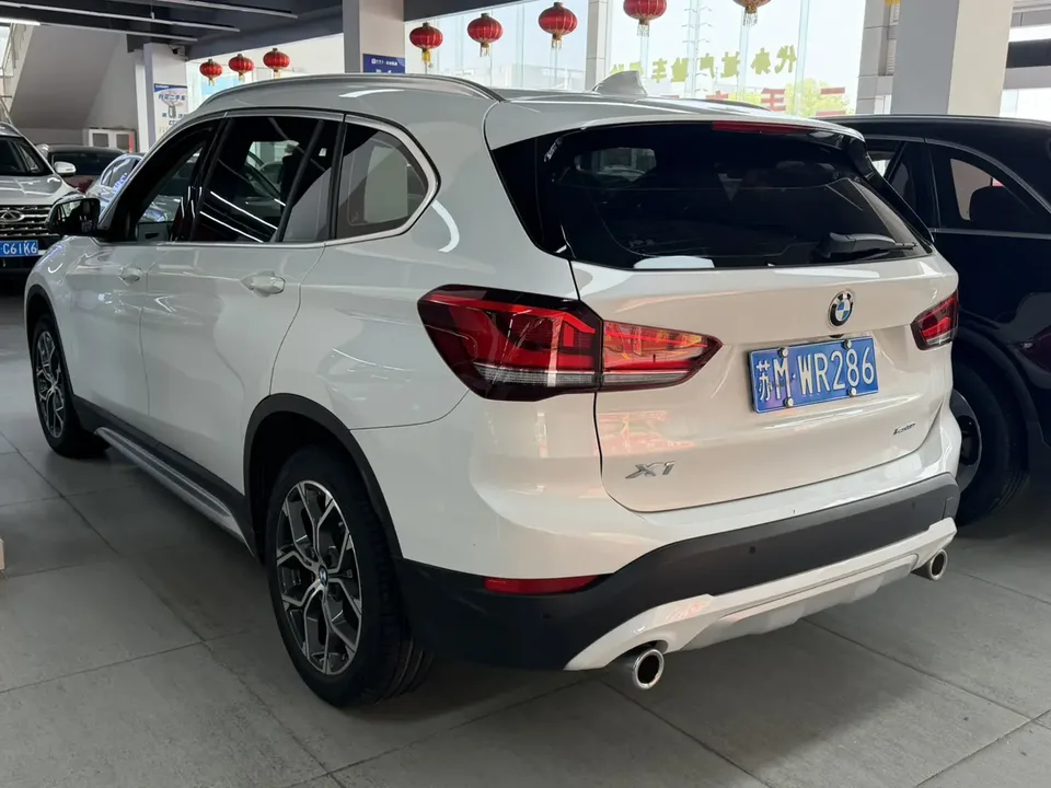 BMW X1 BMW X1 2022 sDrive20Li Exclusive Model 2022 — миниатюра 4