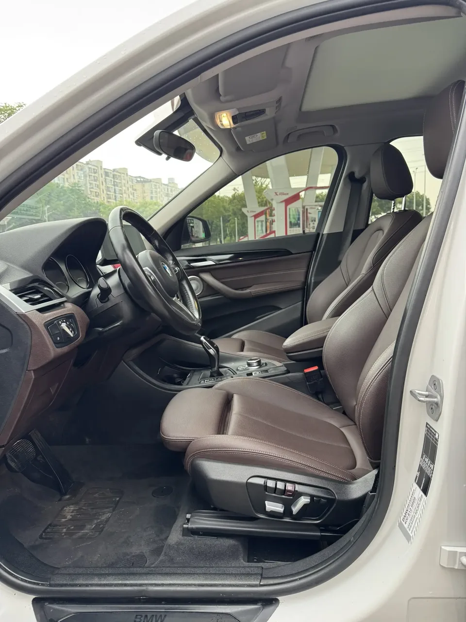 BMW X1 facelift sDrive25Li Leading Edition 2023 — миниатюра 3