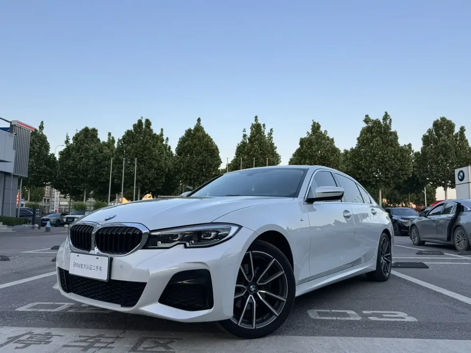 BMW 3 Series 2022