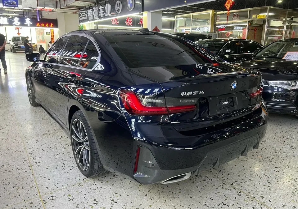 BMW 3 Series 2023