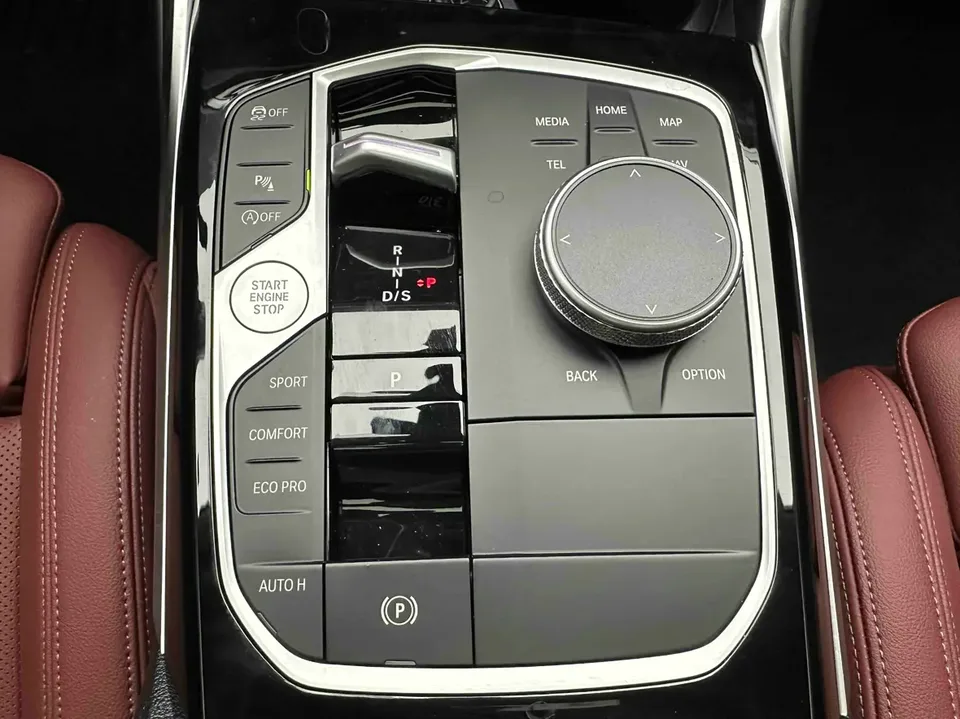BMW 3 Series BMW 3 Series 2023 320Li M Sport Package 2023 — миниатюра 3