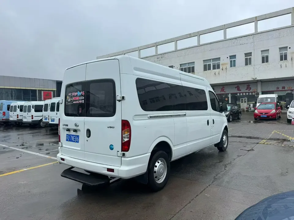 Datong Xintu V80 Xintu V80 2021 2.0T 6-speed manual Aoyuntong long axis mid-top 7/8/9 seats 2022 — thumbnail 2