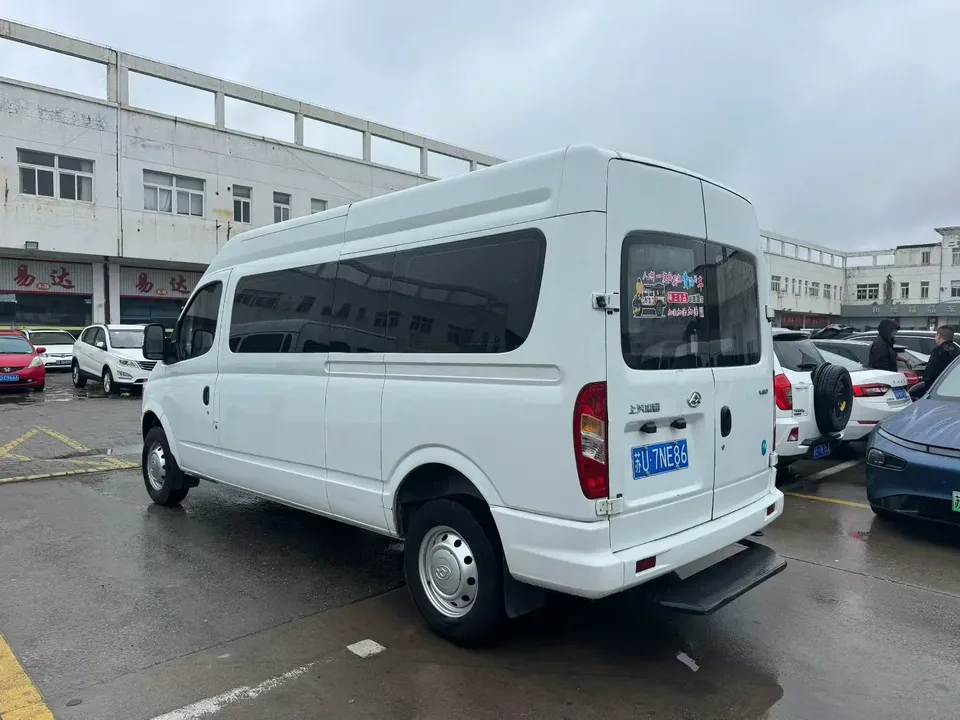 Datong Xintu V80 Xintu V80 2021 2.0T 6-speed manual Aoyuntong long axis mid-top 7/8/9 seats 2022 — thumbnail 3