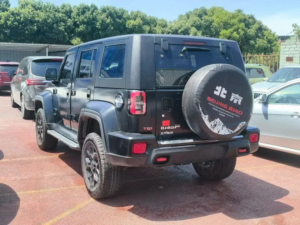 BAIC Beijing Off-road BJ40 Beijing Off-road BJ40 2023 2.0D Automatic 4WD Blade Hero Edition Knight Edition 2023 — миниатюра 4