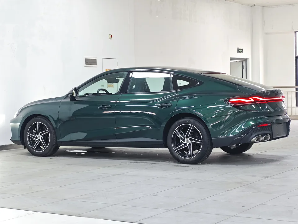 MG 7 1.5T DCT Luxury Edition 2026 — миниатюра 4