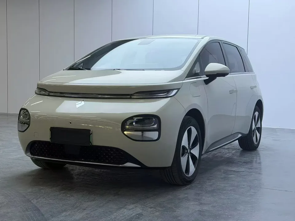 Baojun clouds 2024