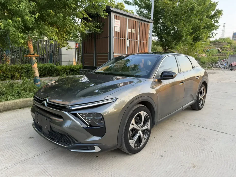 Citroen Versailles C5 X 2022