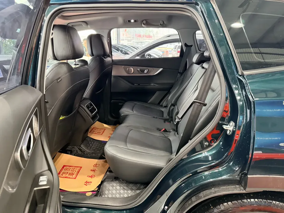 Chery Tiggo 8 Pro Tiggo 8 PRO 2024 Champion Edition 290T 2WD Shining Edition 7 Seaters 2024 — миниатюра 4