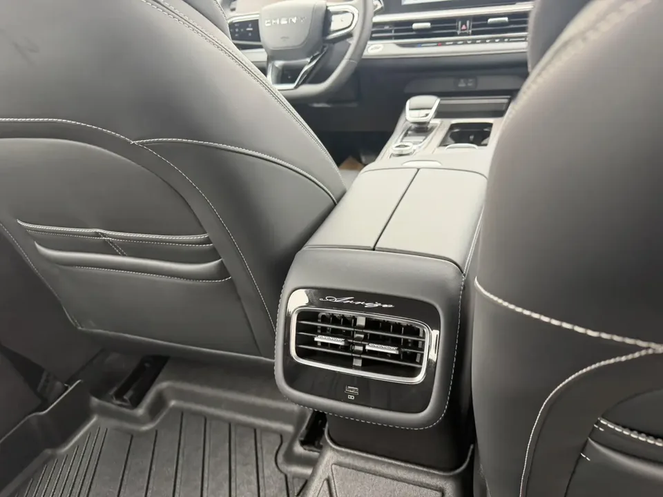 Chery Arrizo 8 1.6TGDI DCT Intelligent 2026 — миниатюра 4