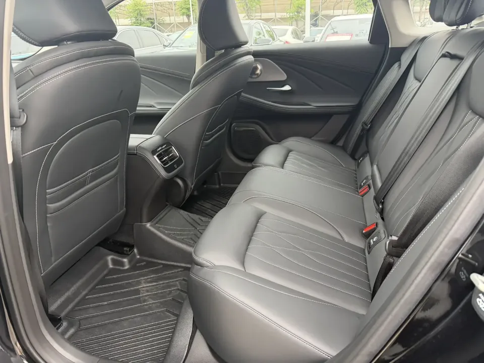Chery Arrizo 8 1.6TGDI DCT Intelligent 2026 — миниатюра 5