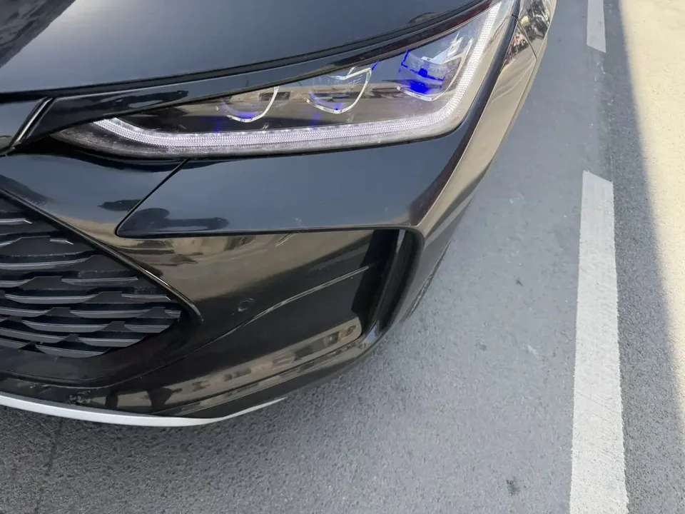 BYD Tang DM Honor Edition DM-i 112KM Premium Edition 2024 — миниатюра 2