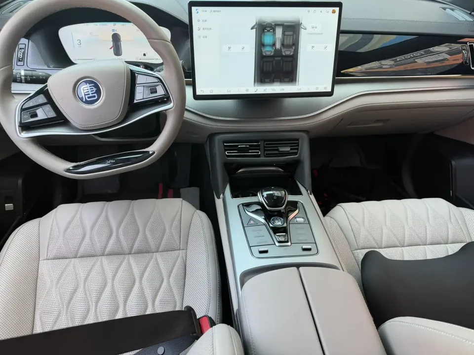 BYD Tang DM Honor Edition DM-i 112KM Premium Edition 2024 — миниатюра 3