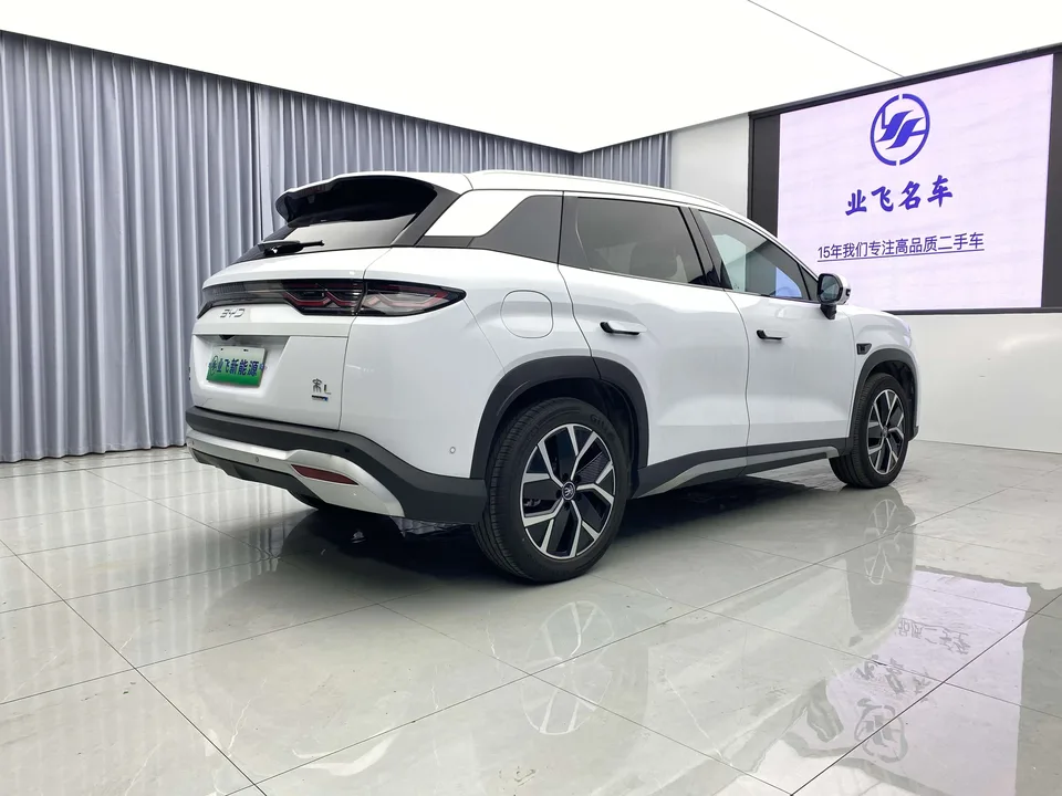 BYD Song L DM Intelligent Driving Edition DM-i 160KM Beyond Edition 2025 — миниатюра 2