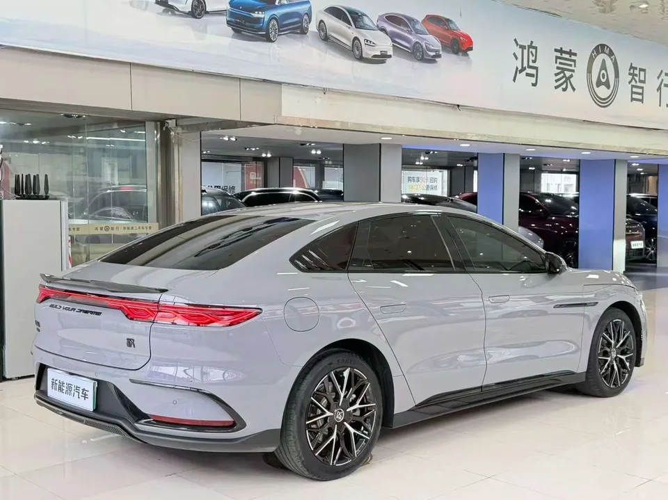 BYD Han DM Han DM 2025 DM-i 125KM Premium Edition 2024 — миниатюра 2