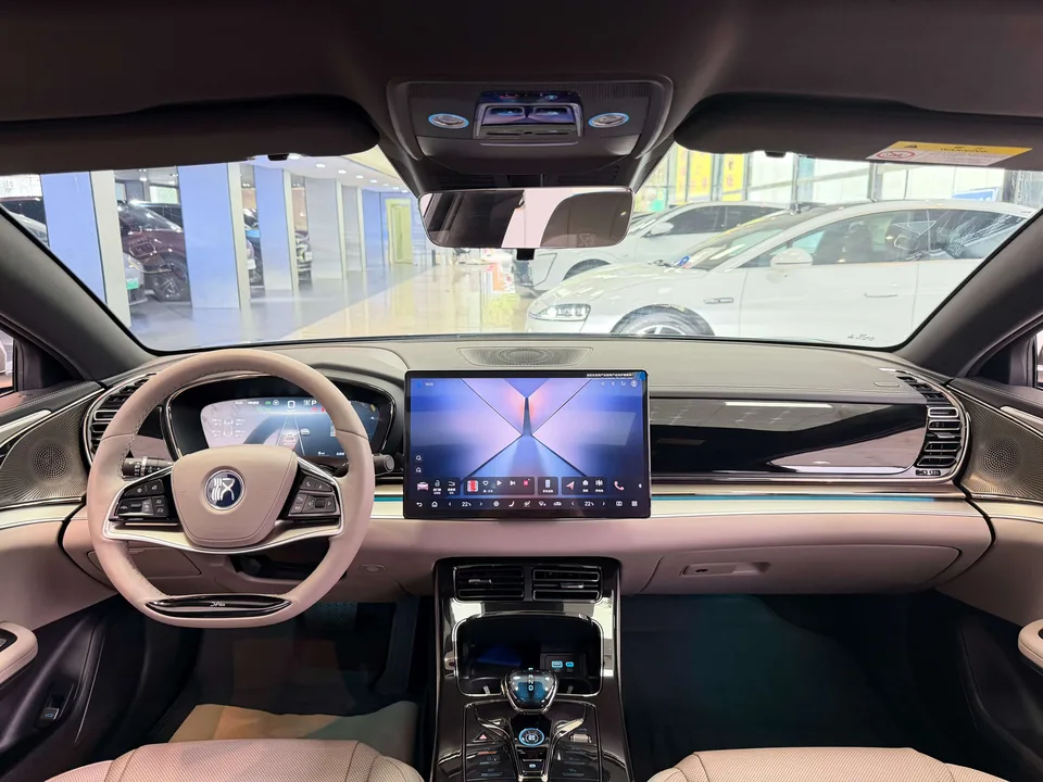 BYD Han DM Han DM 2025 DM-i 125KM Premium Edition 2024 — миниатюра 3