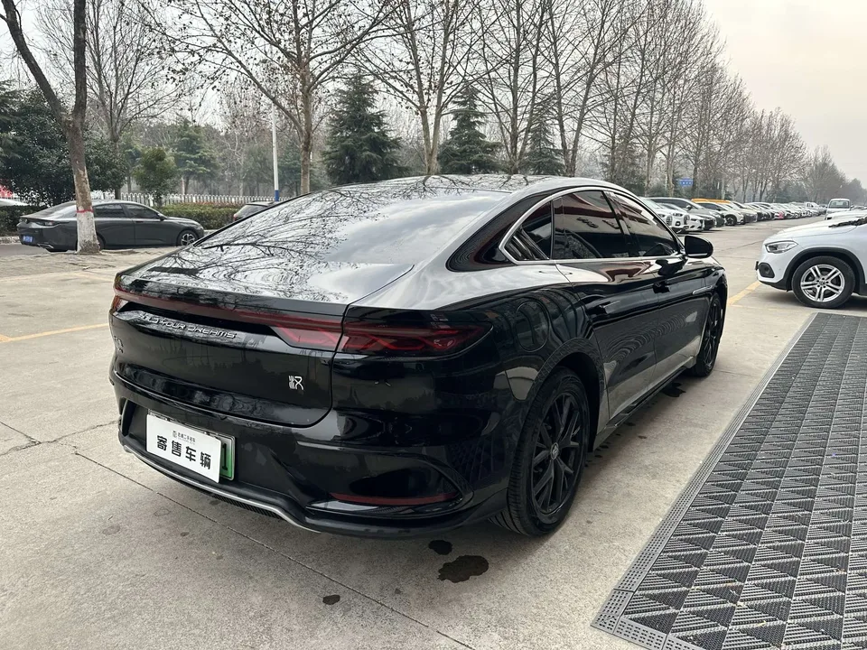 BYD Han DM DM-i Honor Edition 121KM Premium Edition 2024 — миниатюра 4