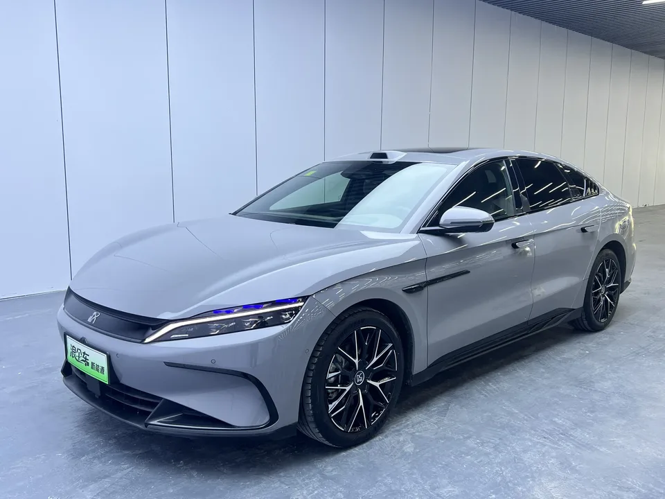 BYD Han DM 2025