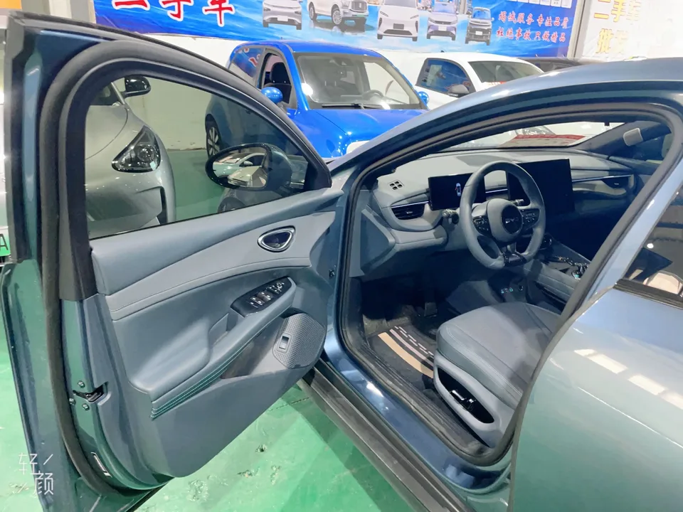 BYD Seal 06GT Seal 06GT 2025 505 2WD Wave Edition 2025 — миниатюра 3