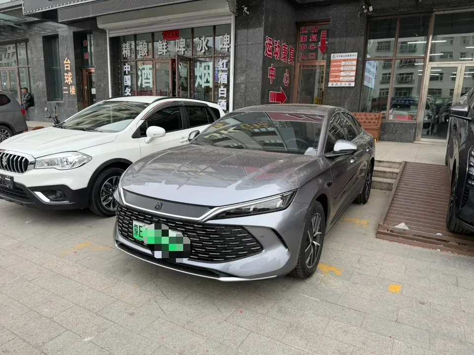 BYD Qin L DM 2025