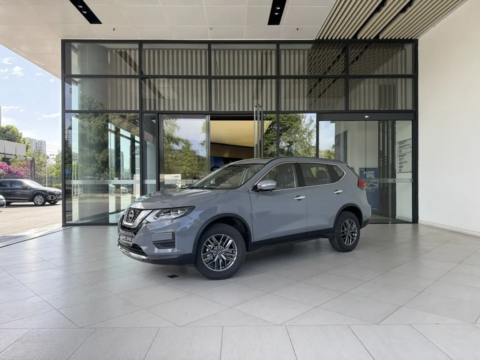 Nissan X-Trail X-Trail Honor 2.0L 2WD Leading Edition 2025 — фото 1, купить с доставкой в Москву