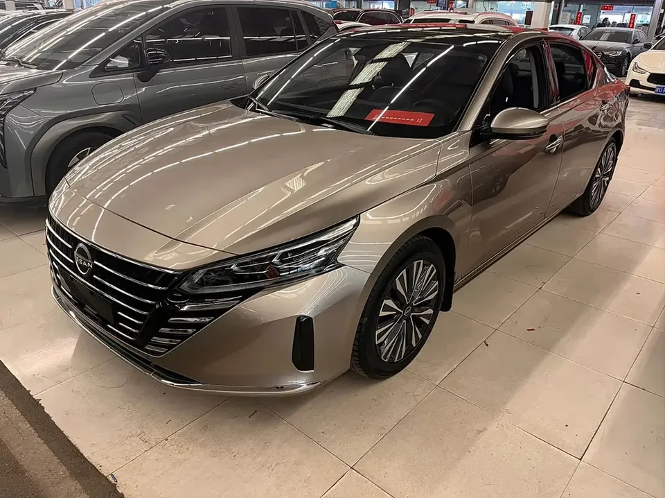 Nissan Altima Teana 2022 Teana 2.0L XL-TLS Enjoy Edition 2023 — photo 1, buy with delivery to Moscow