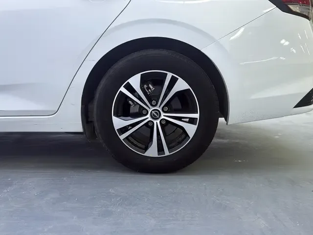 Nissan Sylphy Sylphy 2023 Modified 1.6L CVT Enjoy Edition 2024 — фото 1, купить с доставкой в Москву