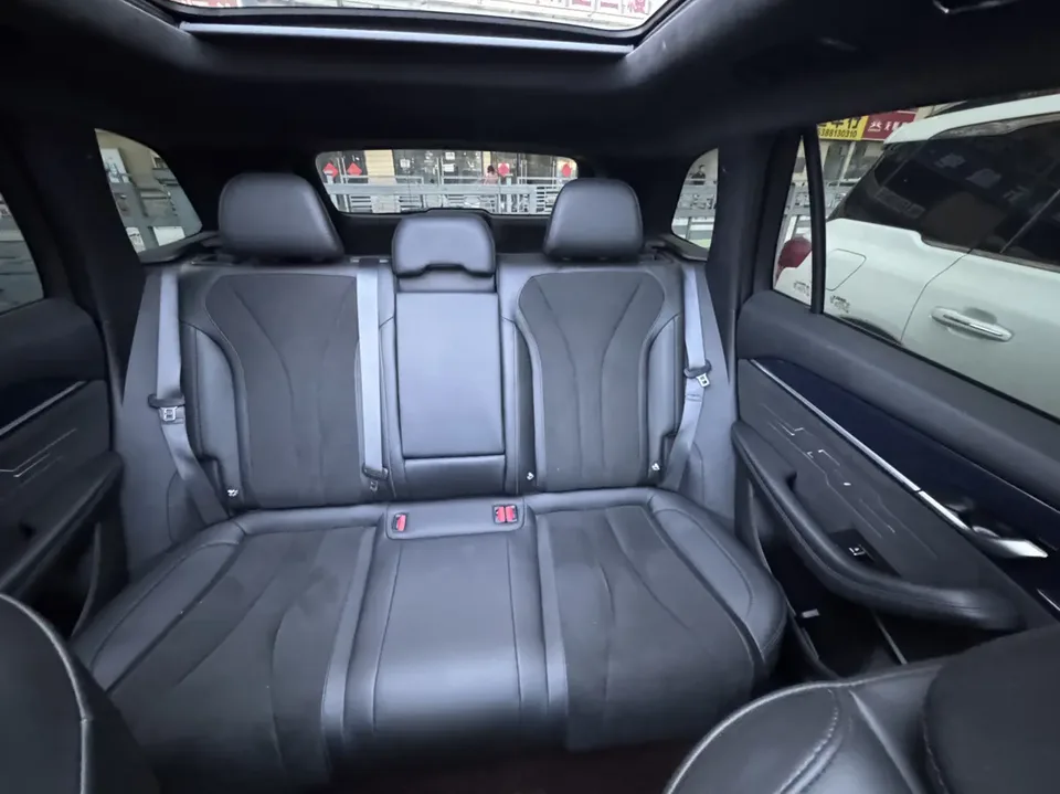 Geely Monjaro Xingyue L 2024 2.0TD High Power Automatic 2WD Skyline Edition 2024 — миниатюра 4