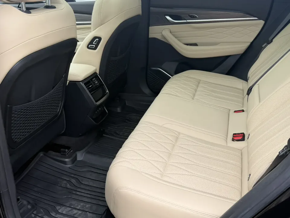Geely Monjaro 2.0TD DCT EVO two-wheel drive 2025 — миниатюра 4