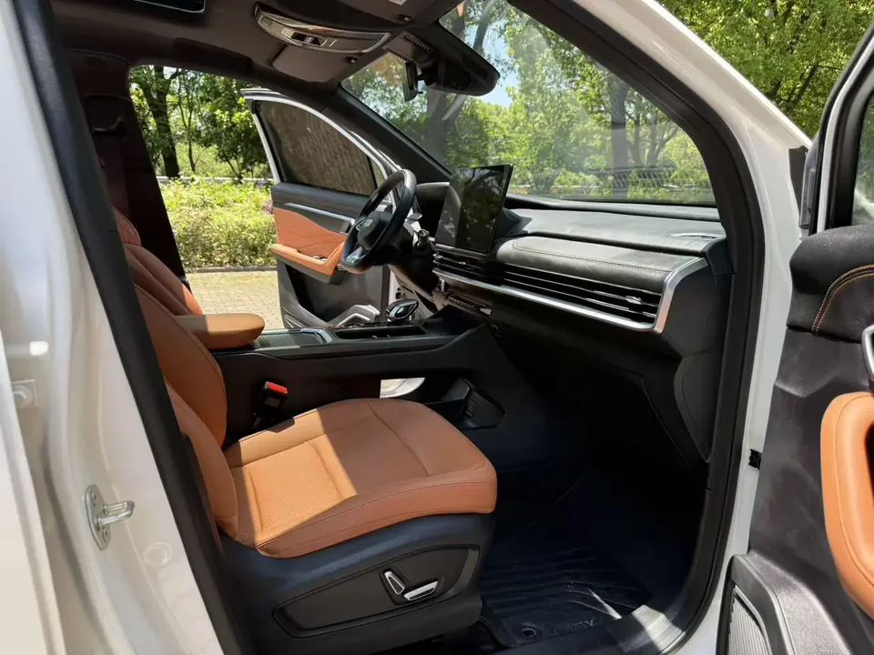Geely Haoyue L Haoyue L 2023 2.0TD DCT Flagship Model 2023 — миниатюра 5