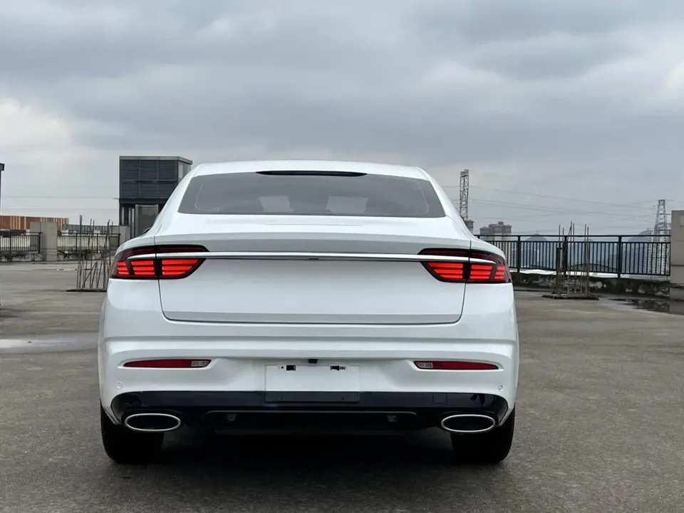 Geely Preface Xing Rui 2023 1.5T Fuyao Edition 2024 — thumbnail 2