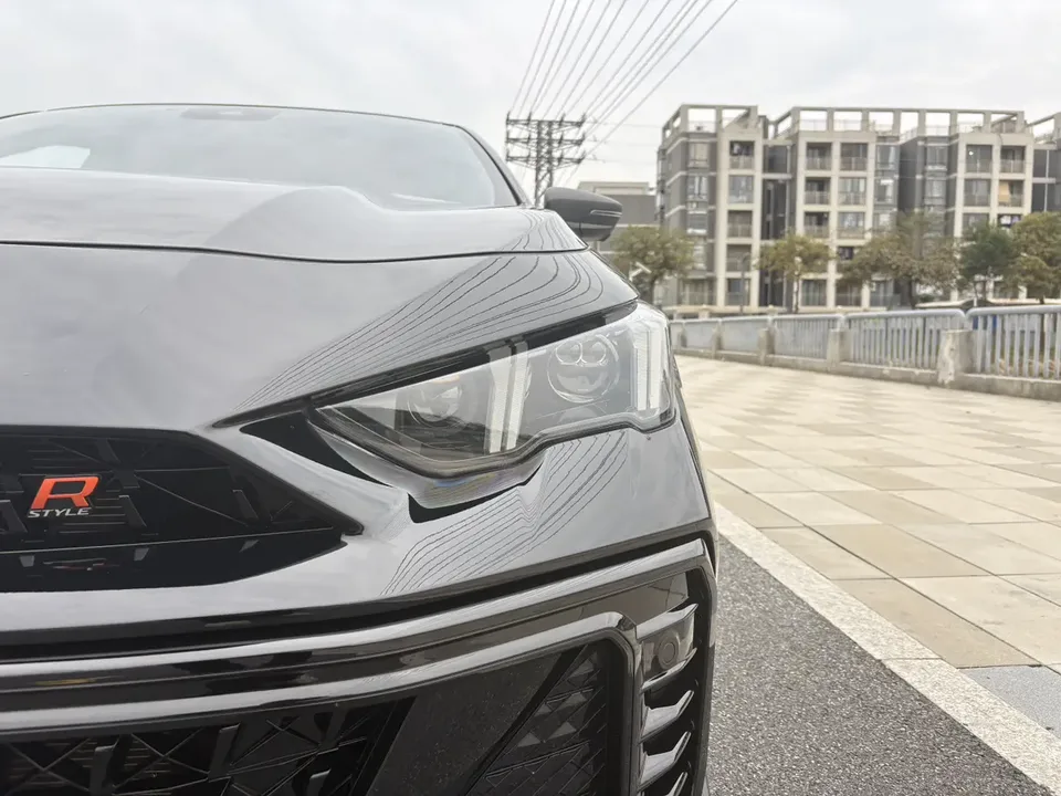 GAC Trumpchi Shadow Leopard 270T DCT R-Style Enjoy Edition 2025 — миниатюра 3