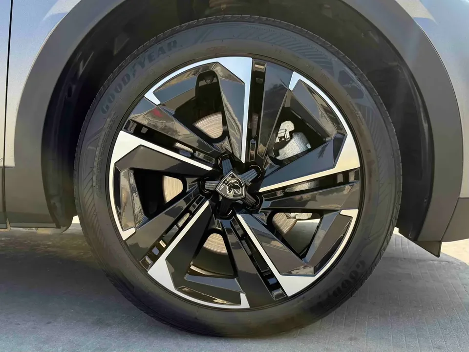 Peugeot 408X 1.6T Unbounded Edition 2025 — миниатюра 3